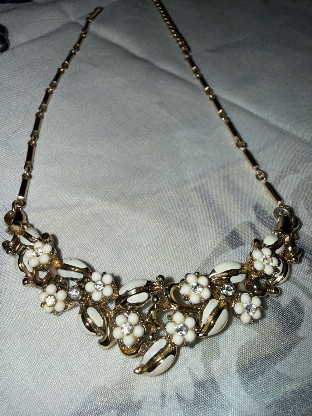 Vintage Signed Coro White Enamel Daisy Floral Choker Necklace Rhinestones 1950s